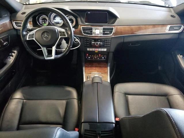 Mercedes-Benz E 350 4MATIC * AMG PACK* , снимка 9 - Автомобили и джипове - 47393889