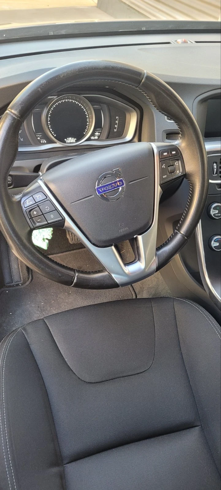 Volvo V60  - изображение 6