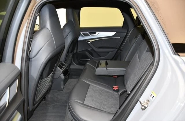 Audi Rs6 /QUATTRO/DYNAMIC/PANO/B&O/MATRIX/360/BLACK OPTIC/, снимка 15 - Автомобили и джипове - 53267618