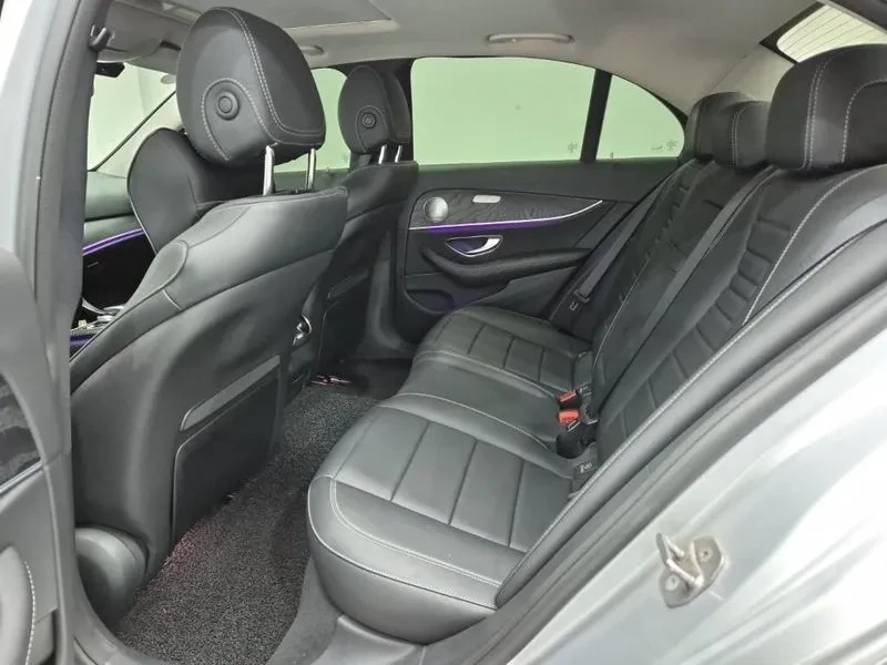 Mercedes-Benz E 300 4MATIC - САМО 30% АВАНС, снимка 11 - Автомобили и джипове - 56266491