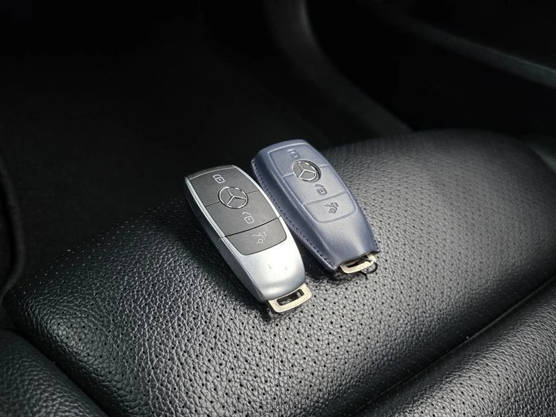 Mercedes-Benz C 220 C220 d 4MATIC AMG Line| 170к.с., снимка 17 - Автомобили и джипове - 56271788