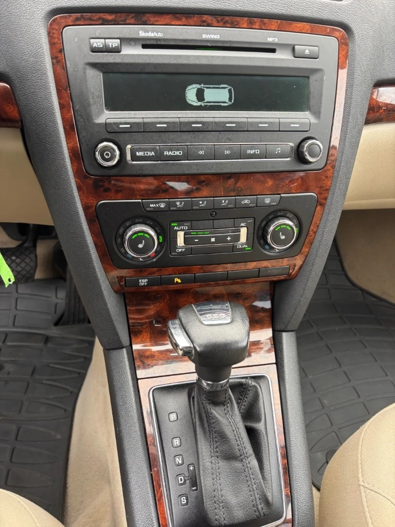 Skoda Octavia АВТОМАТИК ЕВРО 5, снимка 9 - Автомобили и джипове - 56708119