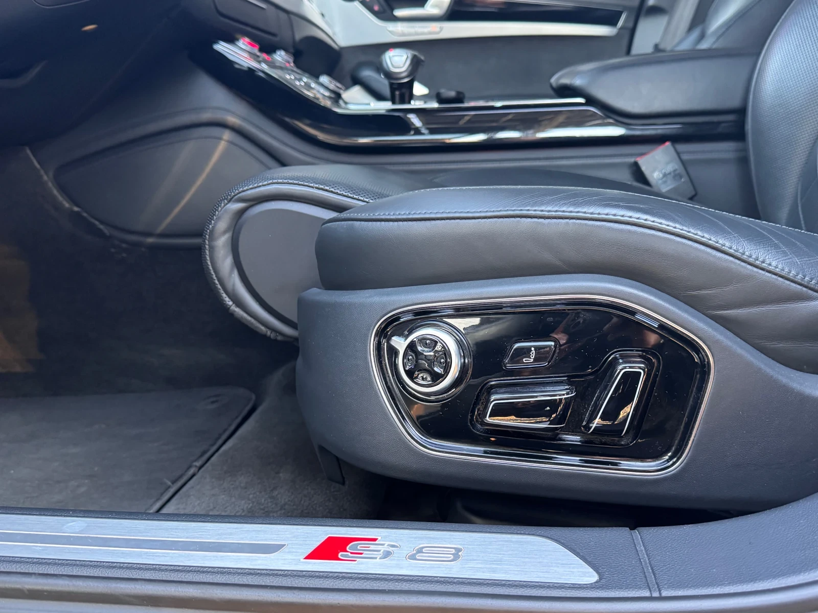 Audi S8 4.0TFSI 3xTV* B&O* NIGHT VISION* FULL* TOP*  | Mobile.bg   13