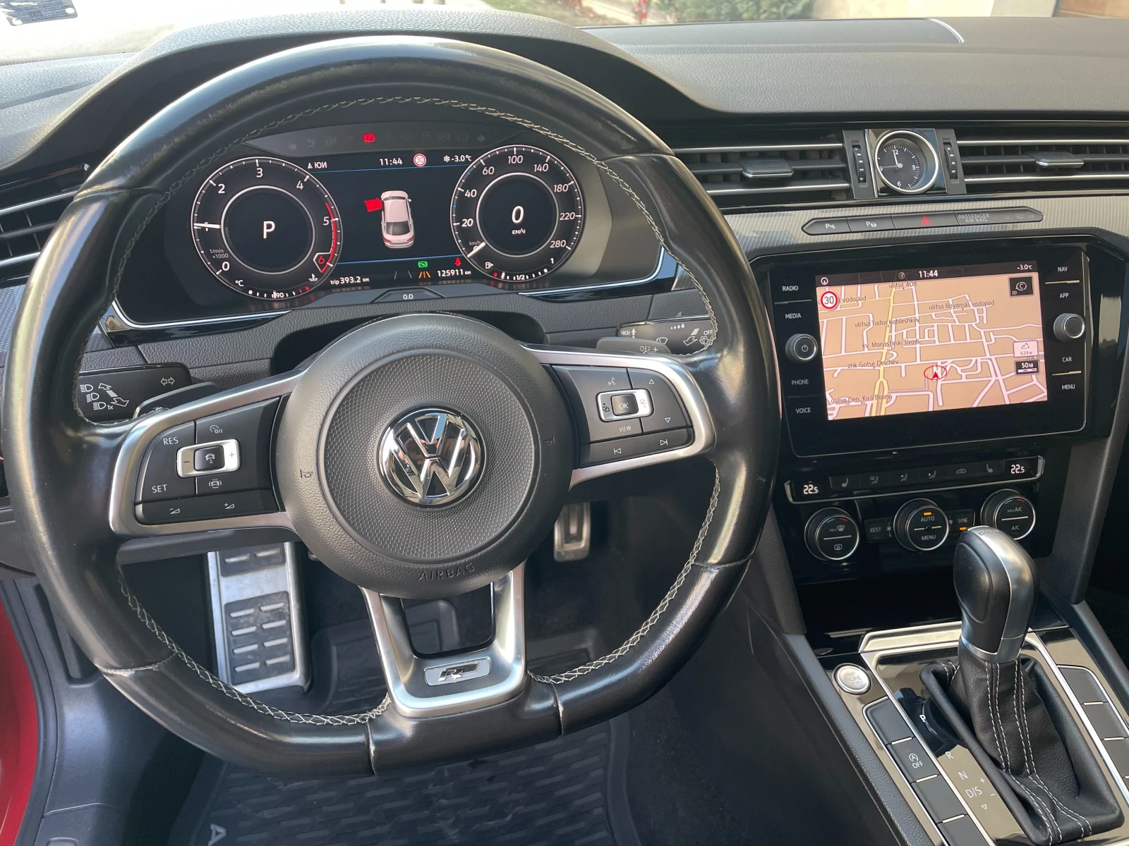 VW Arteon 2.0TDI R-Line DSG7 190kc - изображение 9