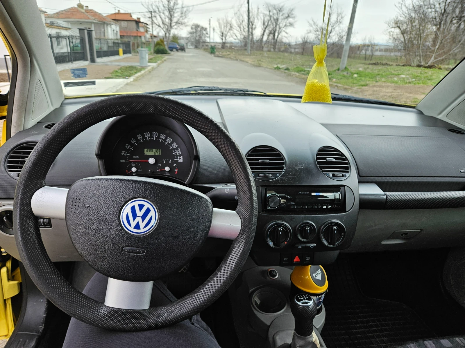VW Beetle 1.9 TDI 90 - изображение 8