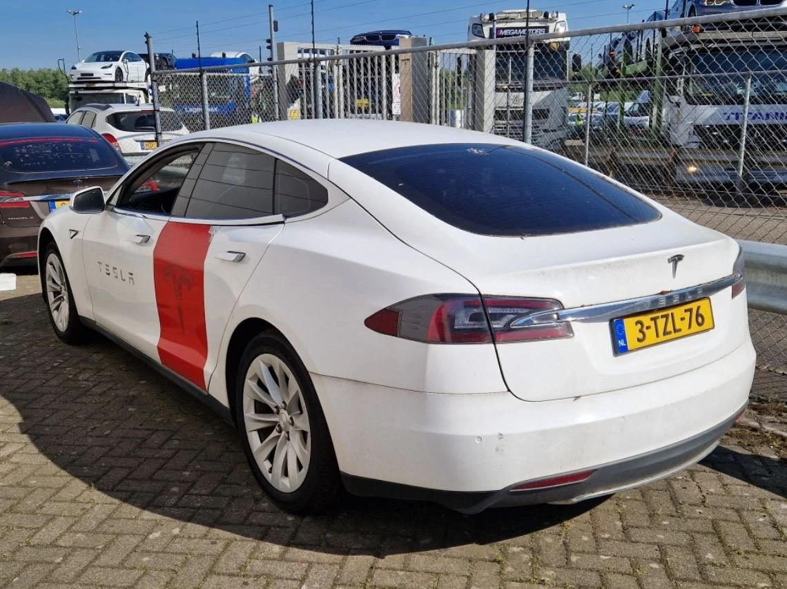 Tesla Model S S85  - изображение 2