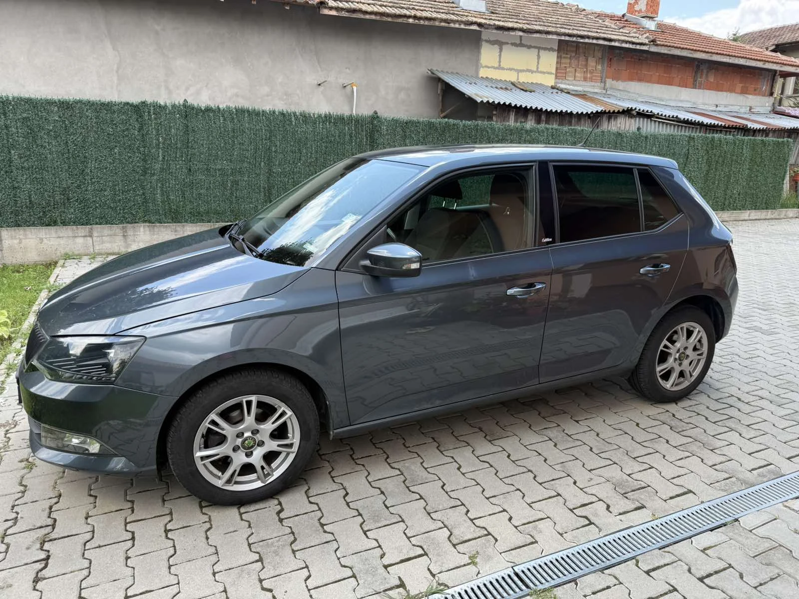 Skoda Fabia Edition 1.2 TSI - изображение 3