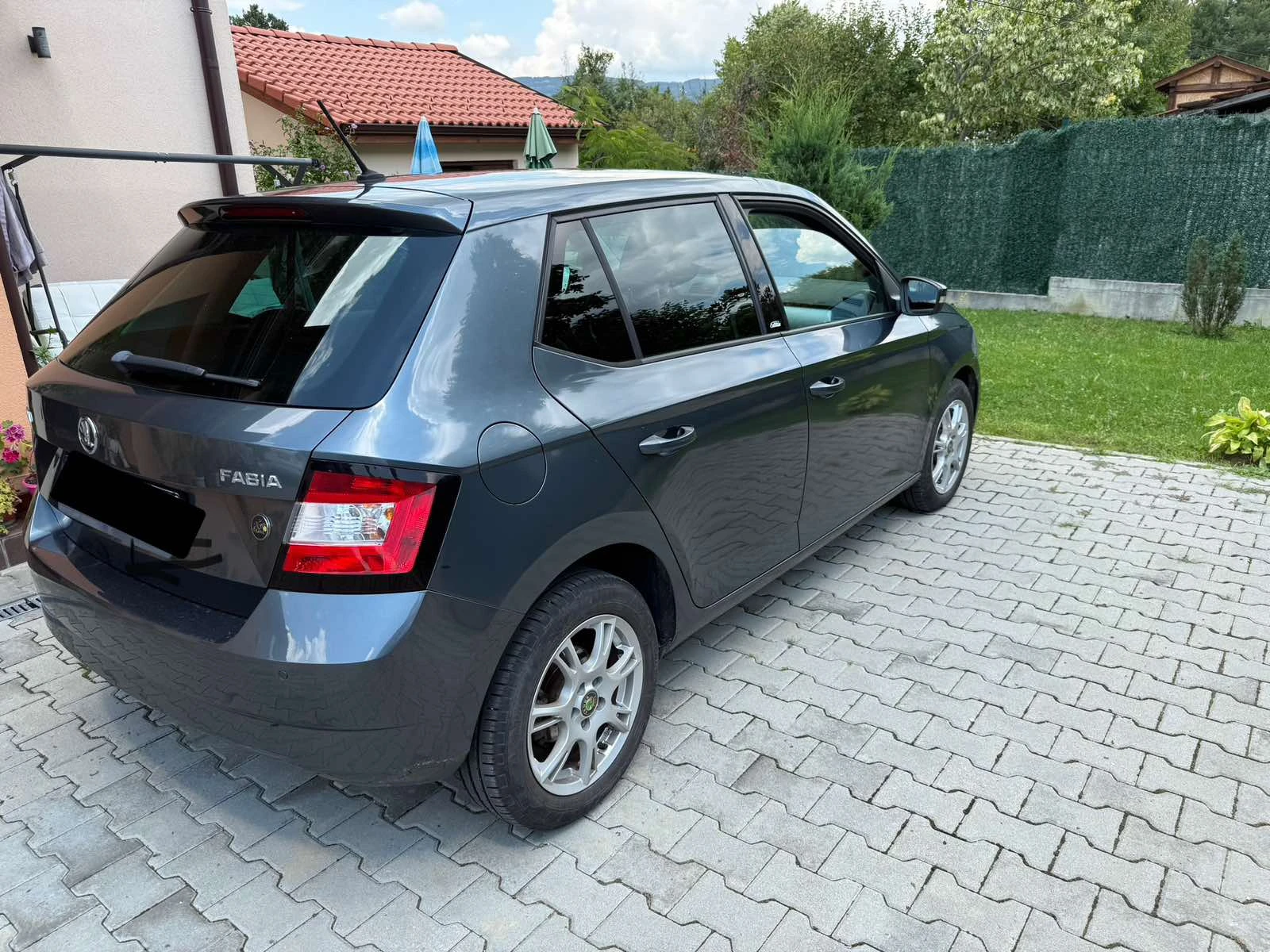 Skoda Fabia Edition 1.2 TSI - изображение 2