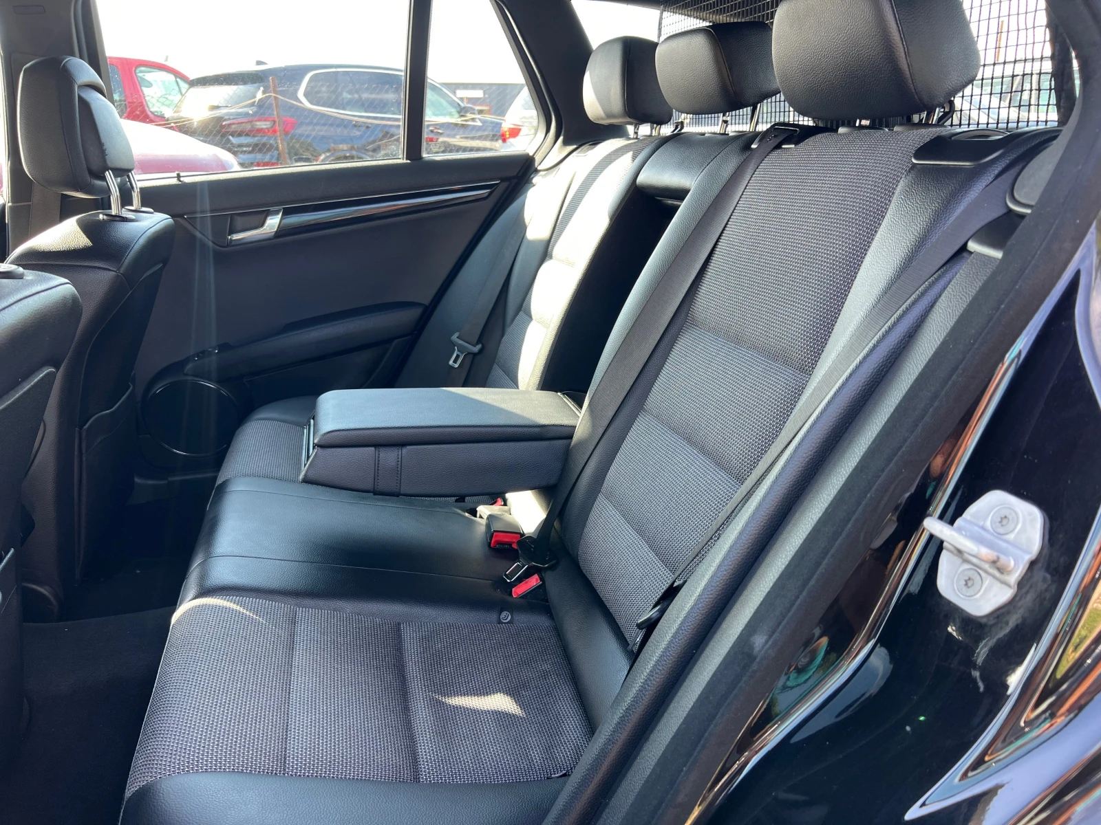 Mercedes-Benz C 200 FACELIFT AVTOMAT | Mobile.bg — изображение 12