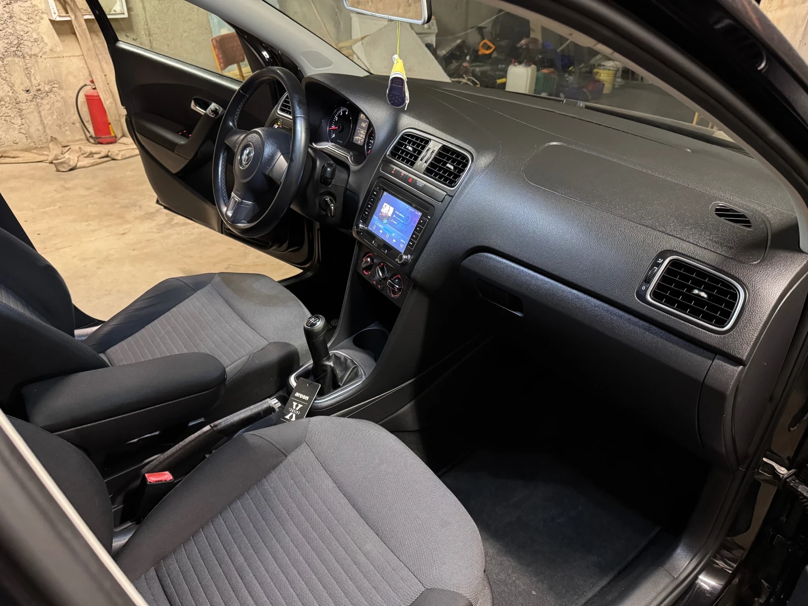 VW Polo 1.4 - изображение 7