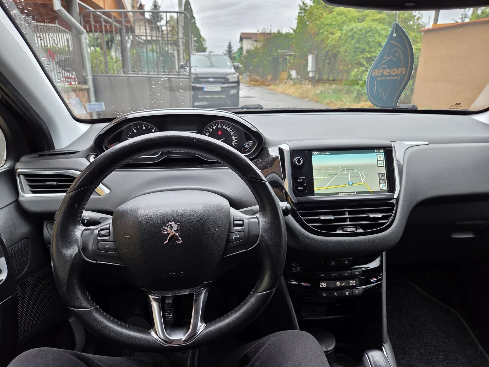 Peugeot 208 1.4HDI ALLURE | Mobile.bg   16