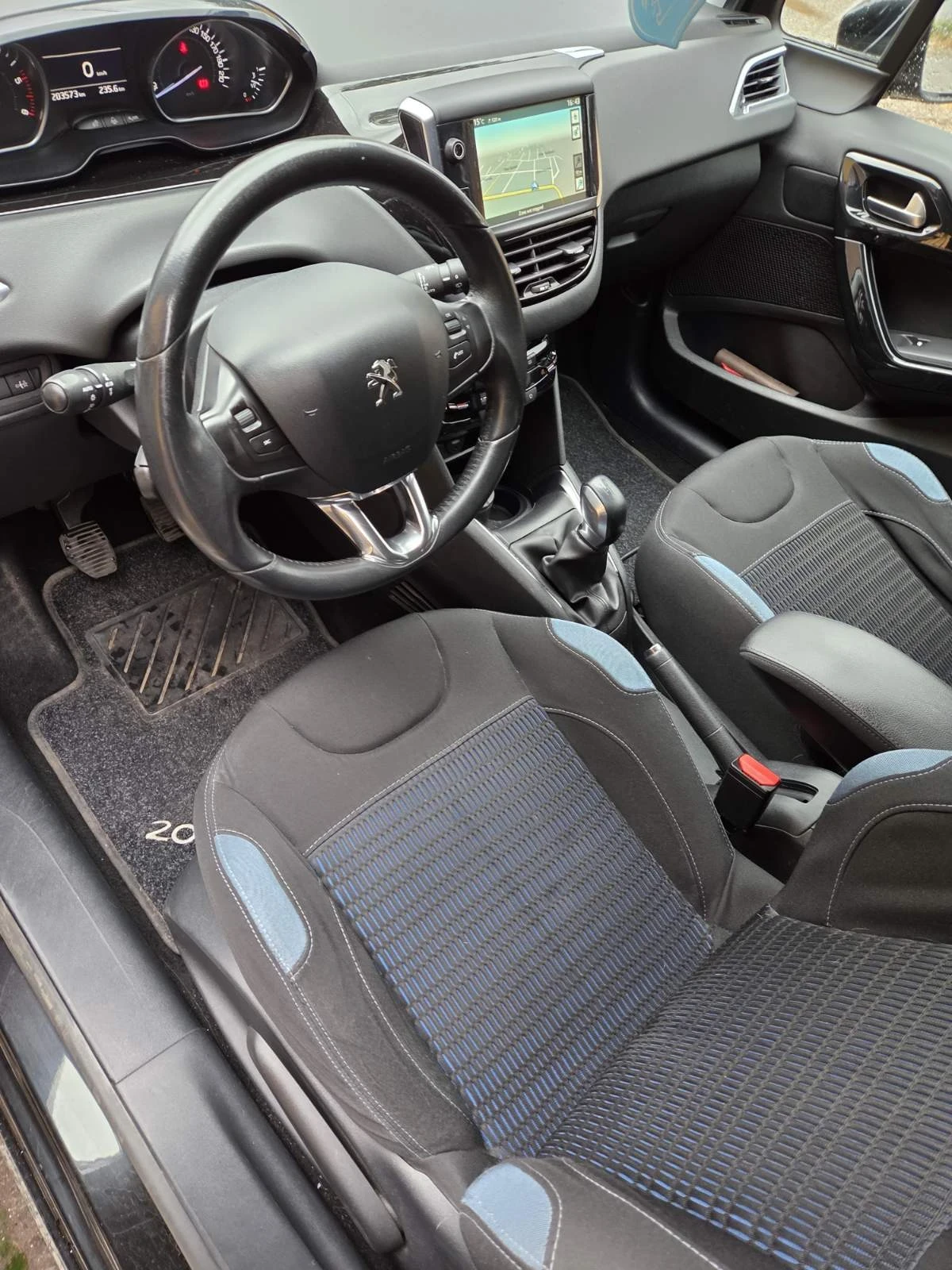 Peugeot 208 1.4HDI ALLURE | Mobile.bg   15