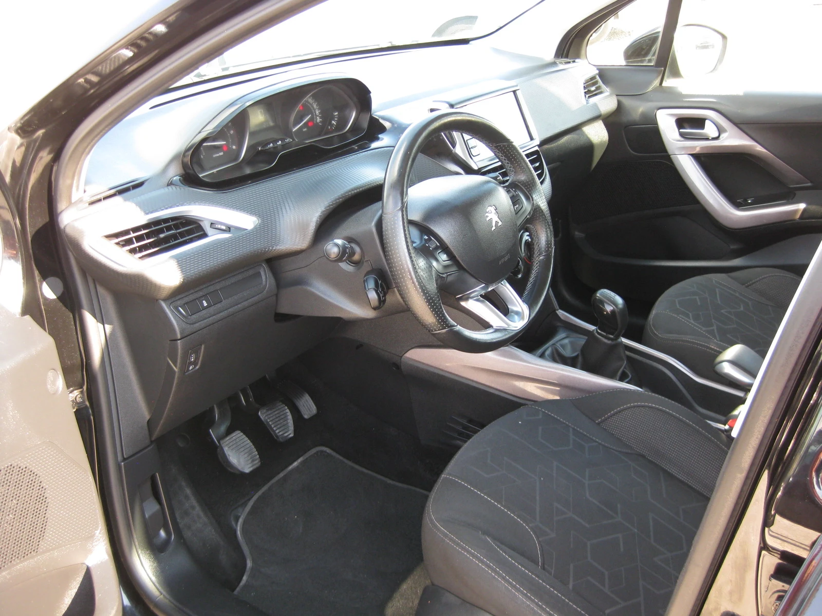 Peugeot 2008 1.6 hdi | Mobile.bg   9