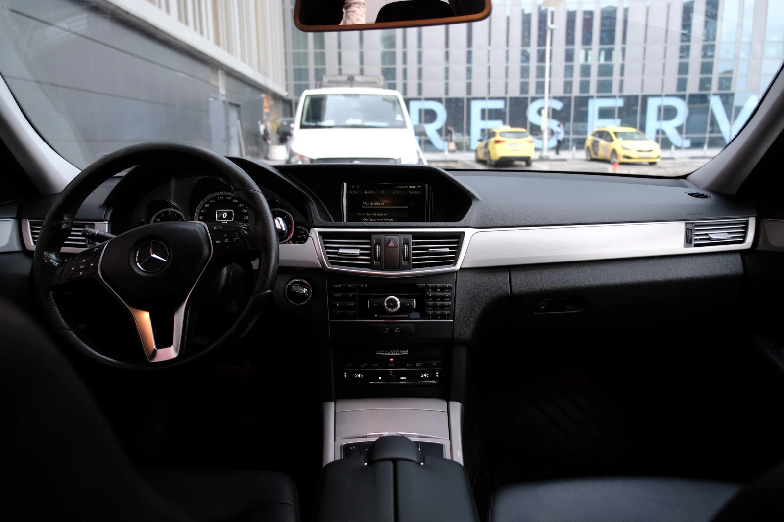 Mercedes-Benz E 350 4Matic 265кс Avantgarde ILS - изображение 7