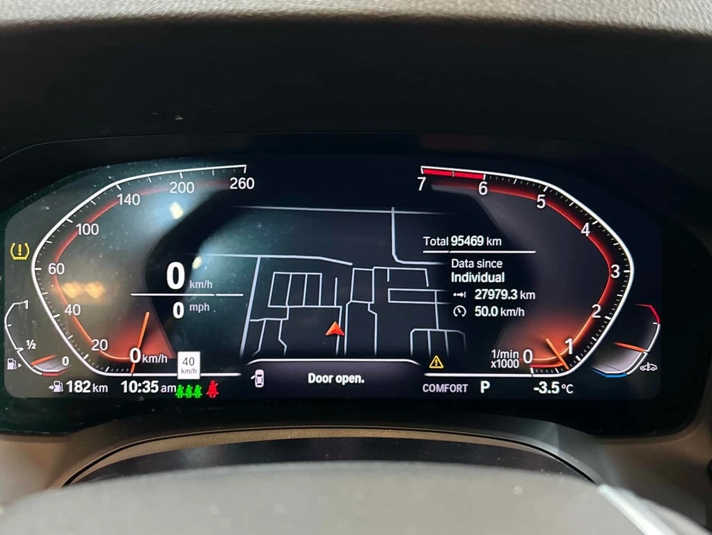 BMW 330 * 330i xDrive * CARFAX * ���� �� �� | Mobile.bg � ����������� 8