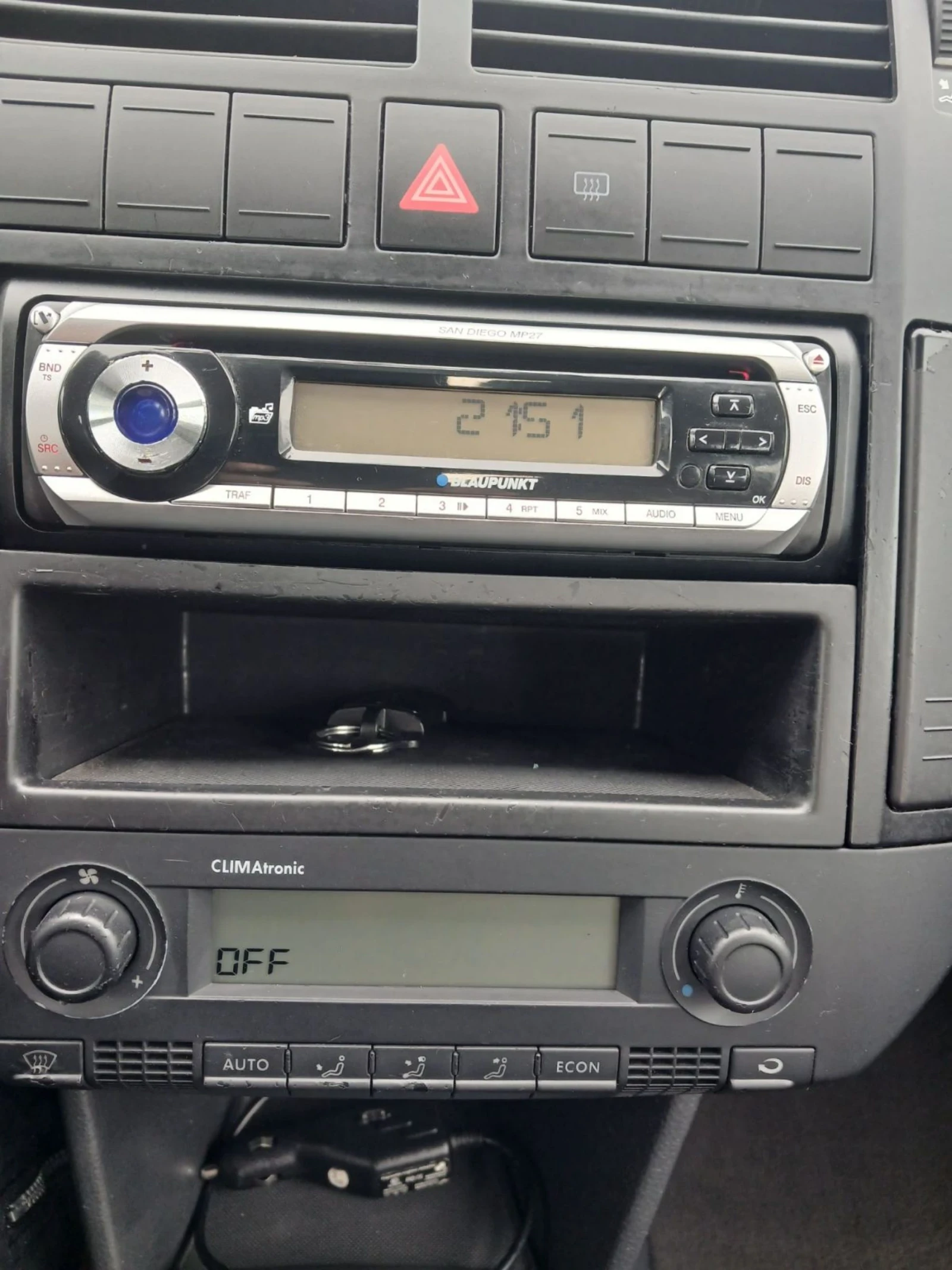 VW Polo Top.FULL EXTRA. 1.9TDI UNIKAT - изображение 6