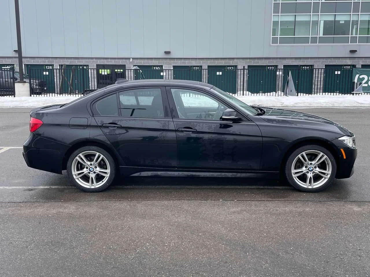 BMW 328  xDrive / CARFAX / CAMERA /ПОДГРЕВИ , снимка 14 - Автомобили и джипове - 53754474