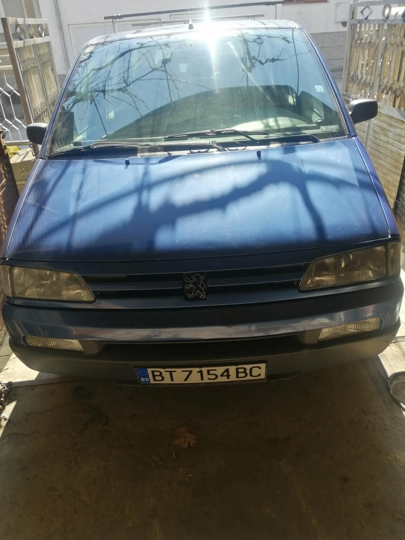 Peugeot 806