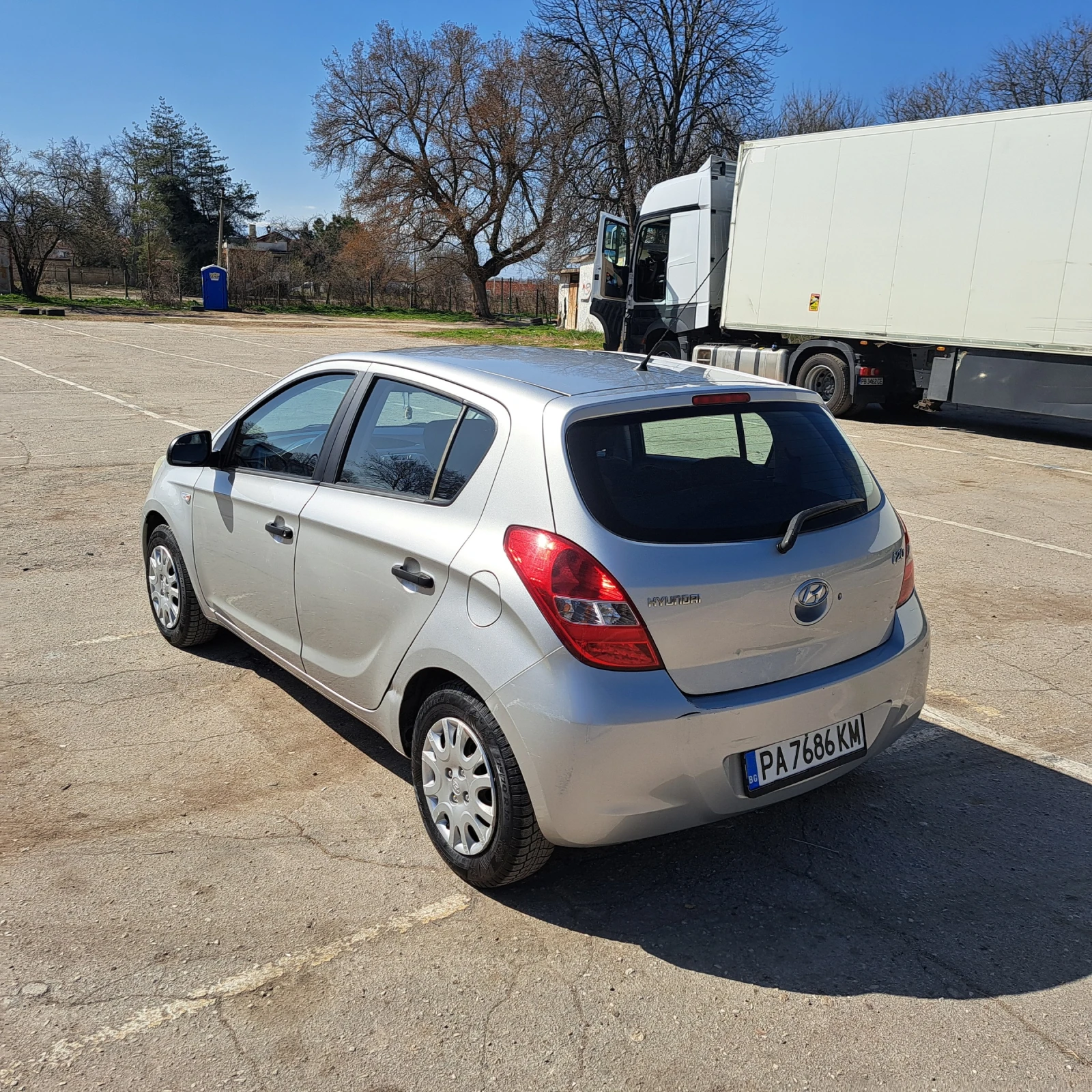 Hyundai I20, снимка 4 - Автомобили и джипове - 53837557