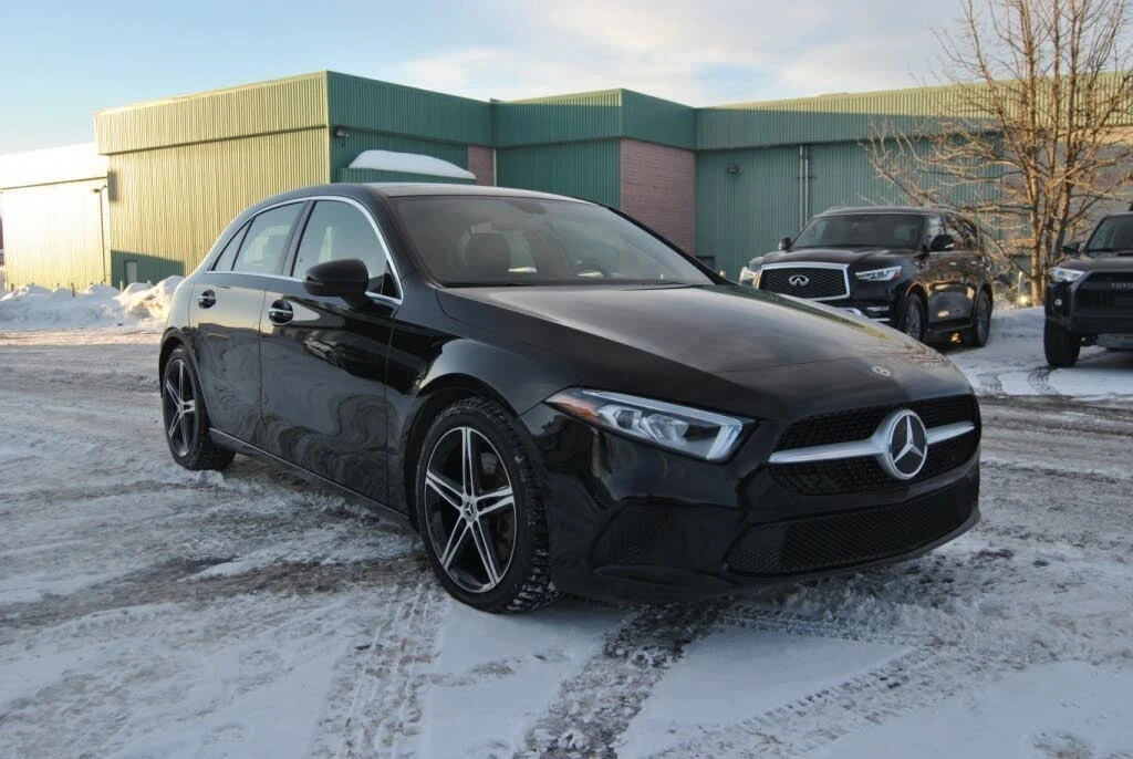 Mercedes-Benz A 250 Hatchback AWD Авто Кредит (ЦЕНА ДО БГ), снимка 3 - Автомобили и джипове - 53839588