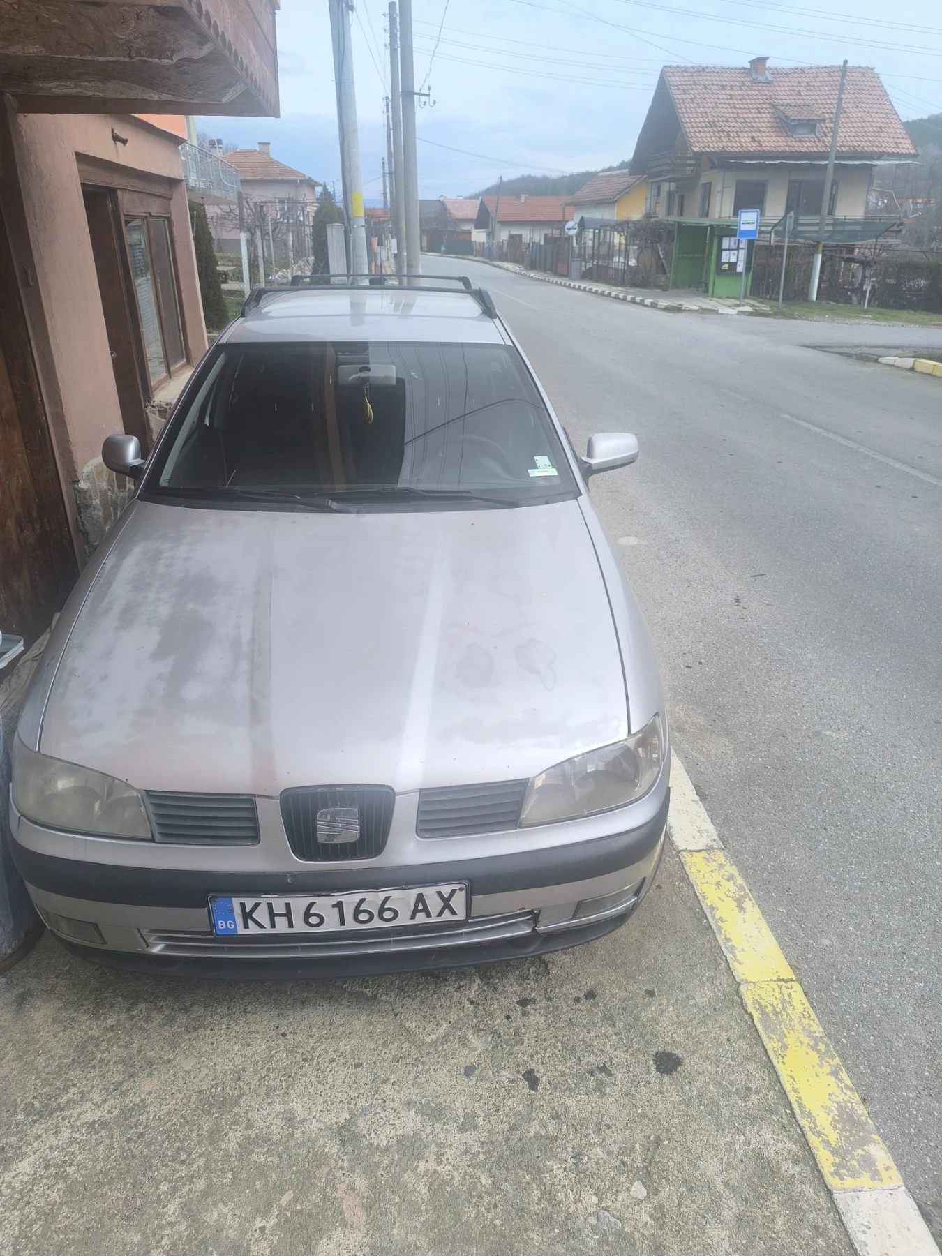 Seat Cordoba, снимка 6 - Автомобили и джипове - 53906047