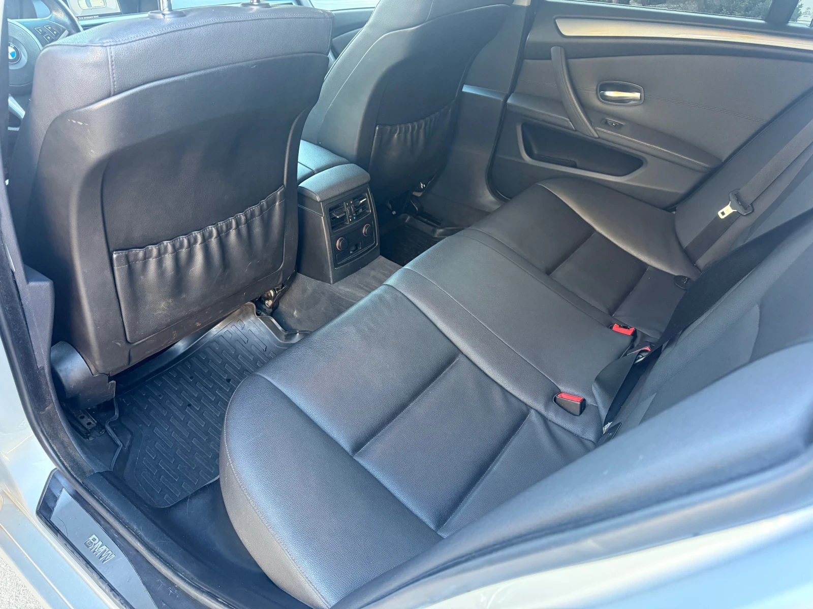 BMW 530 3.0 xd, снимка 3 - Автомобили и джипове - 54125891