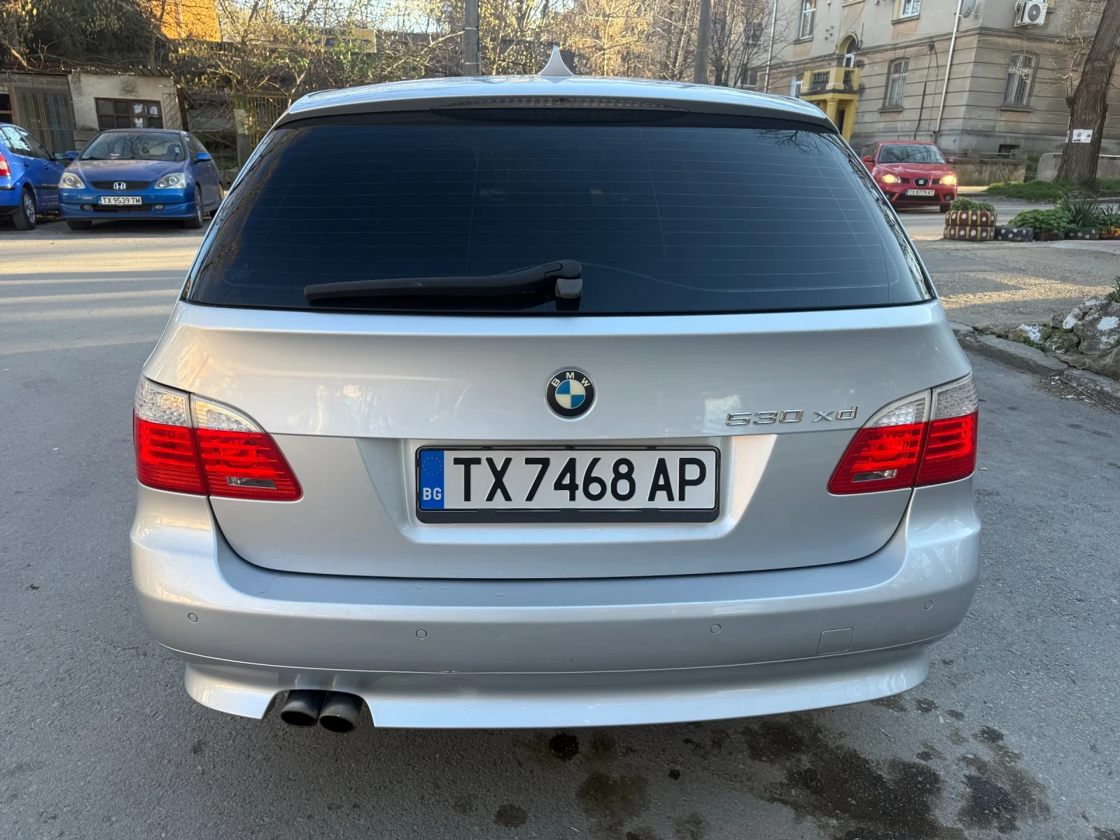BMW 530 3.0 xd, снимка 10 - Автомобили и джипове - 54125891