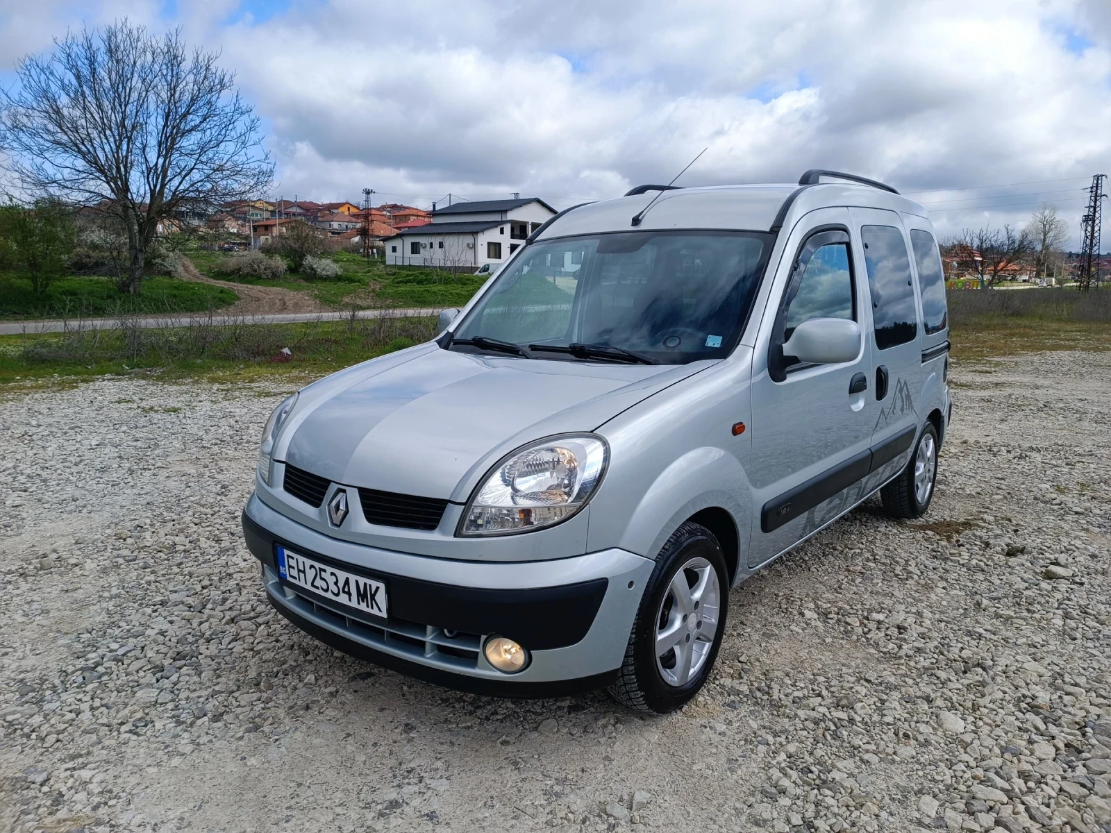 Renault Kangoo 1.6i-95кс-ГАЗ/БЕНЗИН, снимка 7 - Автомобили и джипове - 54160552