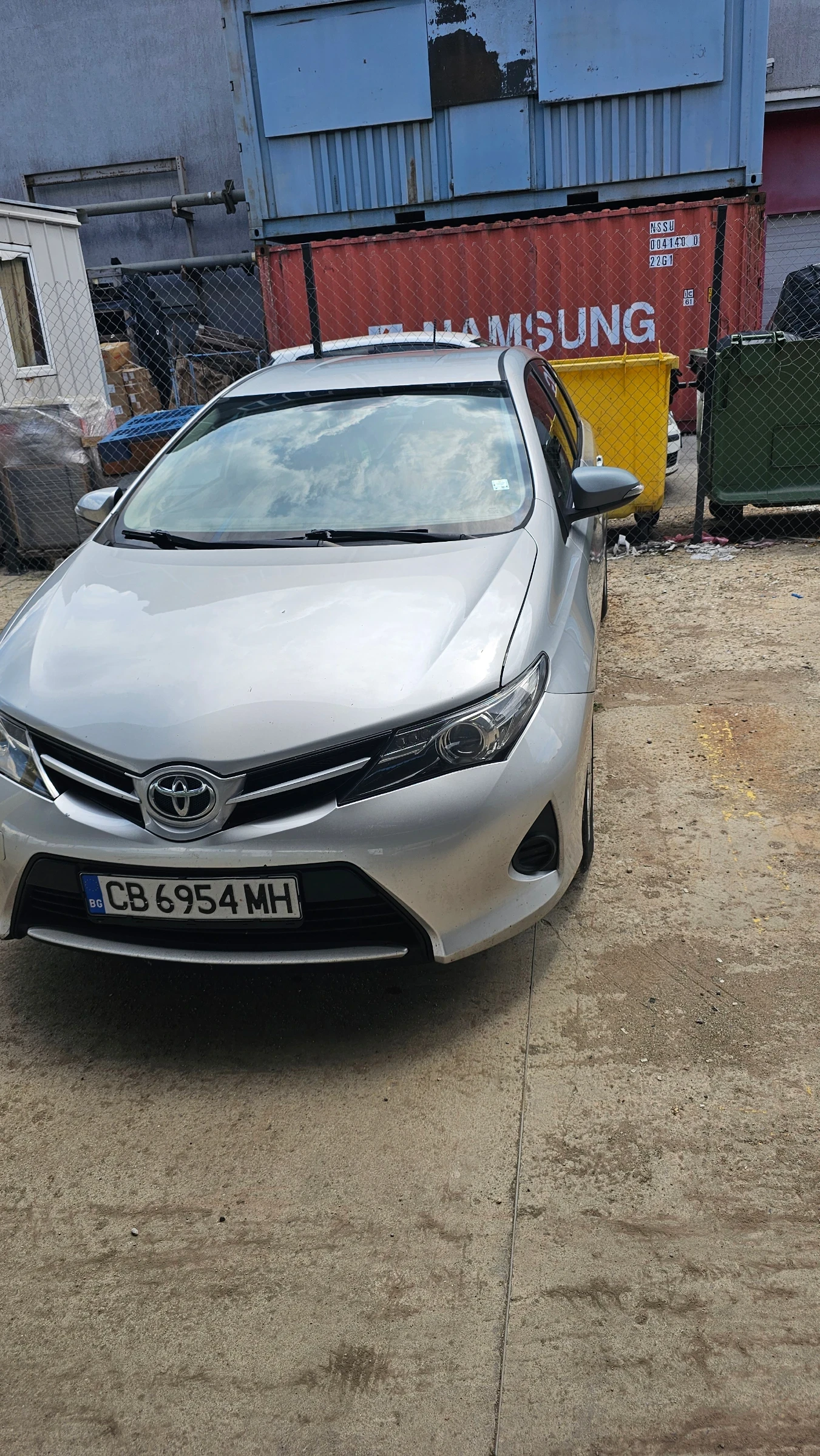 Toyota Auris, снимка 11 - Автомобили и джипове - 54944045