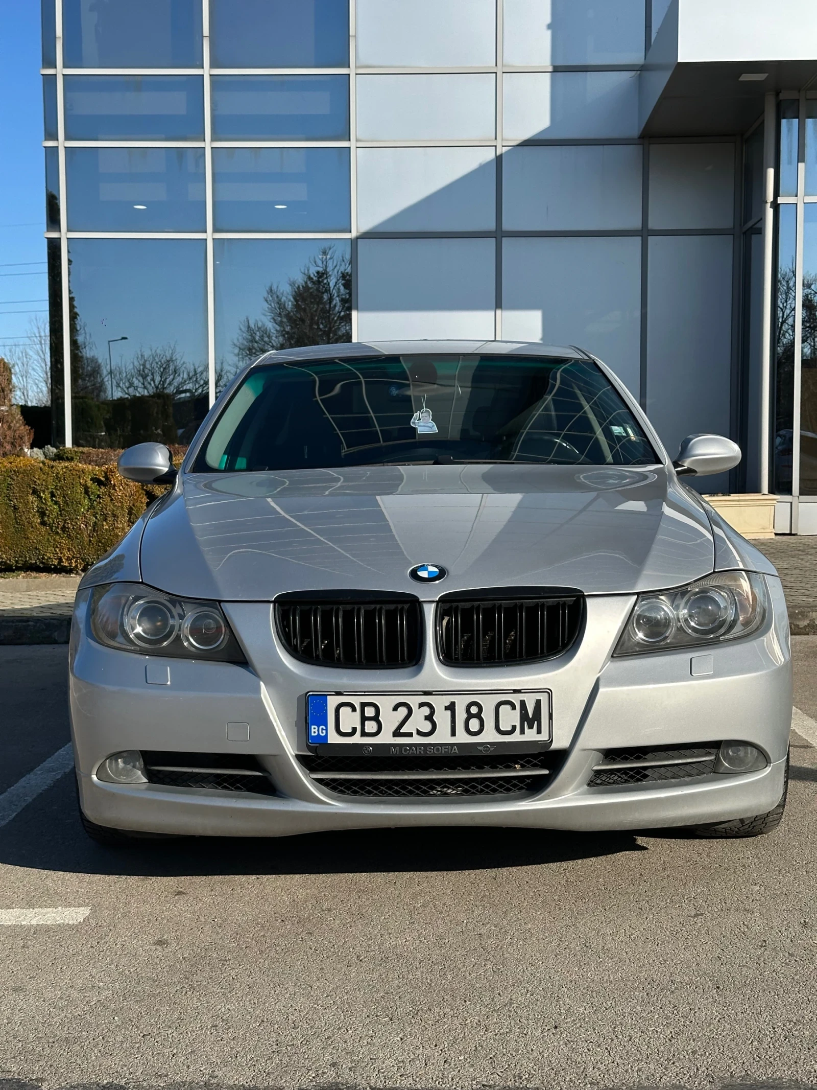 BMW 330 xi, снимка 2 - Автомобили и джипове - 54998379