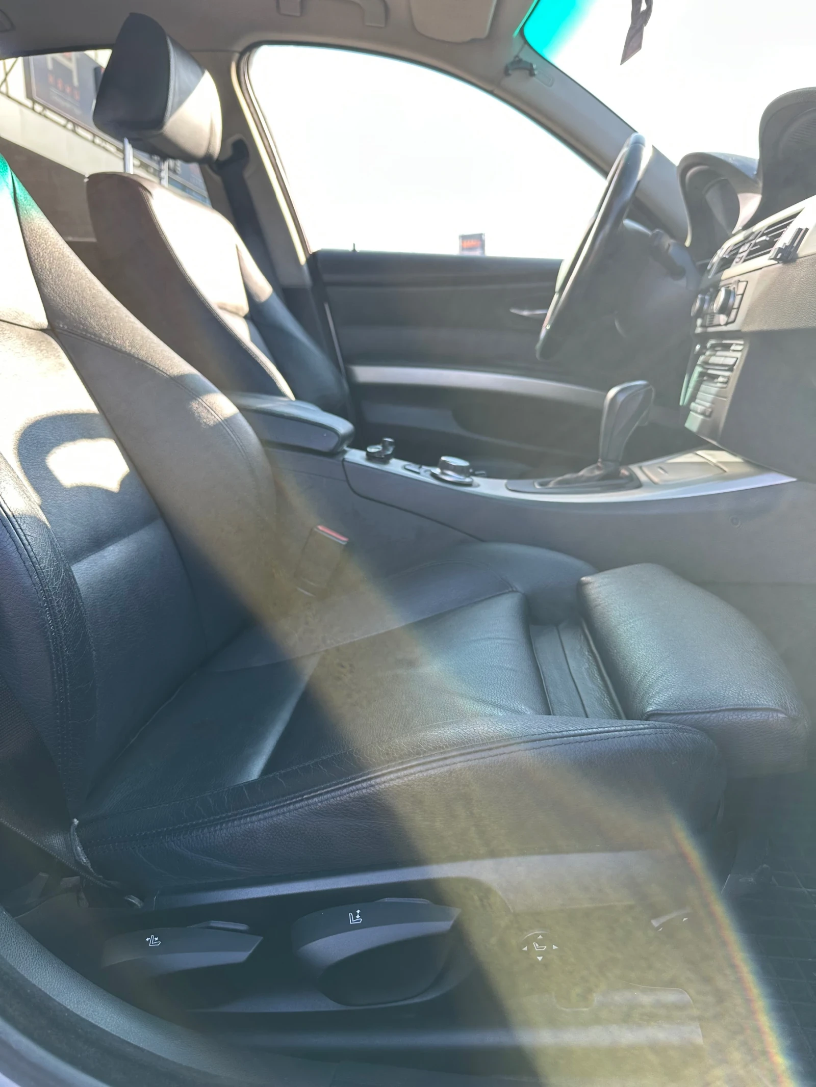 BMW 330 xi, снимка 11 - Автомобили и джипове - 54998379