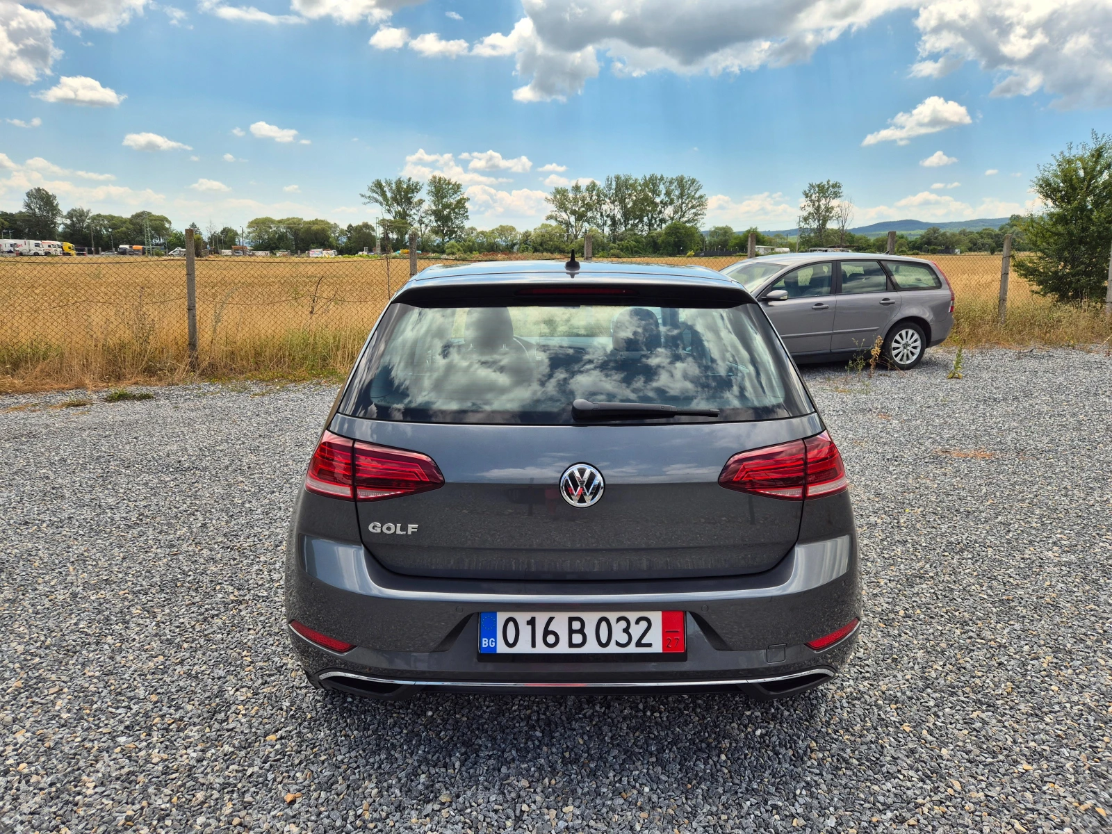VW Golf 1.6TDI* 7.5* AUTOMAT* NAVI* , снимка 5 - Автомобили и джипове - 55157320