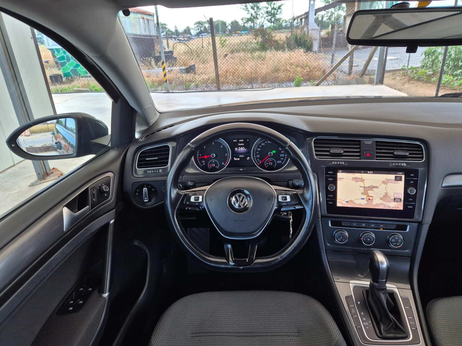 VW Golf 1.6TDI* 7.5* AUTOMAT* NAVI* , снимка 14 - Автомобили и джипове - 55157320