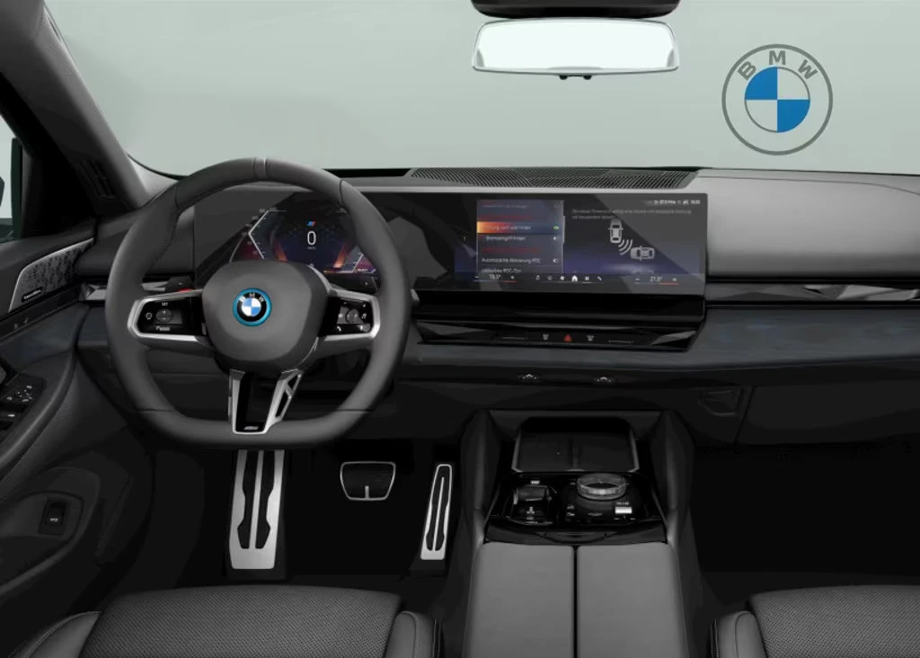 BMW 550 e/xDRIVE/489HP/M SPORT/360/HUD/LED/H&K/MEMO/540z, снимка 9 - Автомобили и джипове - 55171875