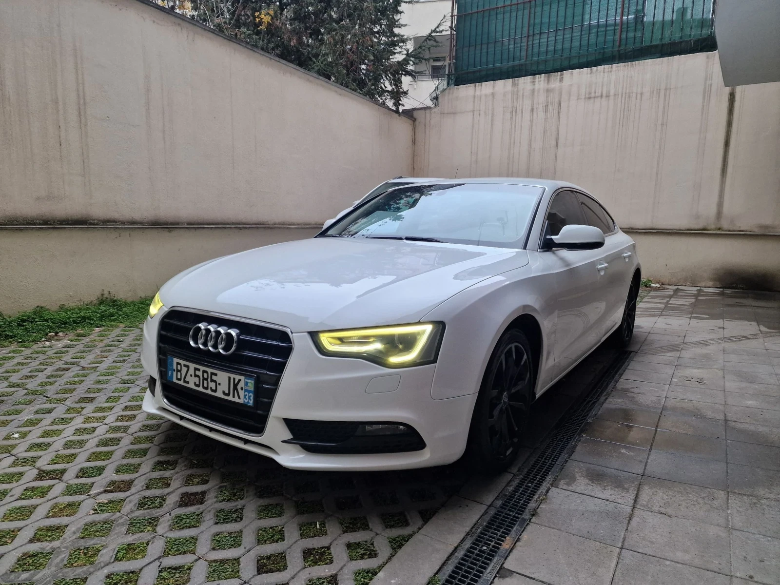 Audi A5 2.0TDI, снимка 4 - Автомобили и джипове - 55175004