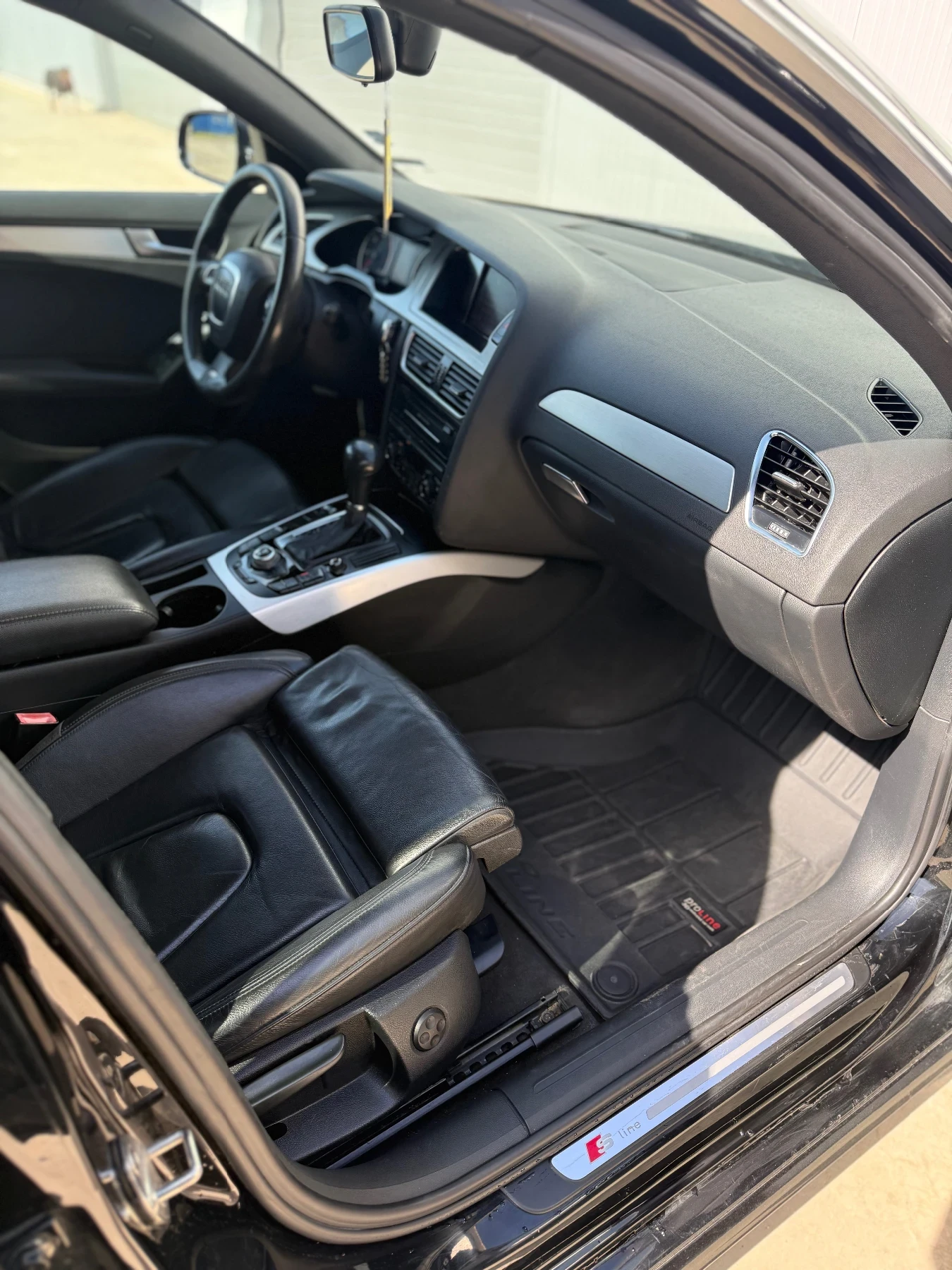 Audi A4 B8, снимка 8 - Автомобили и джипове - 55512631