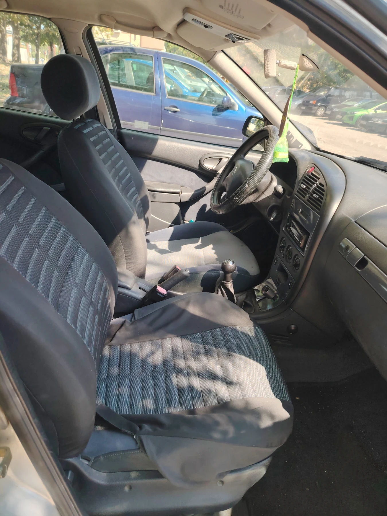 Citroen Xsara 1.6i, снимка 8 - Автомобили и джипове - 55705221