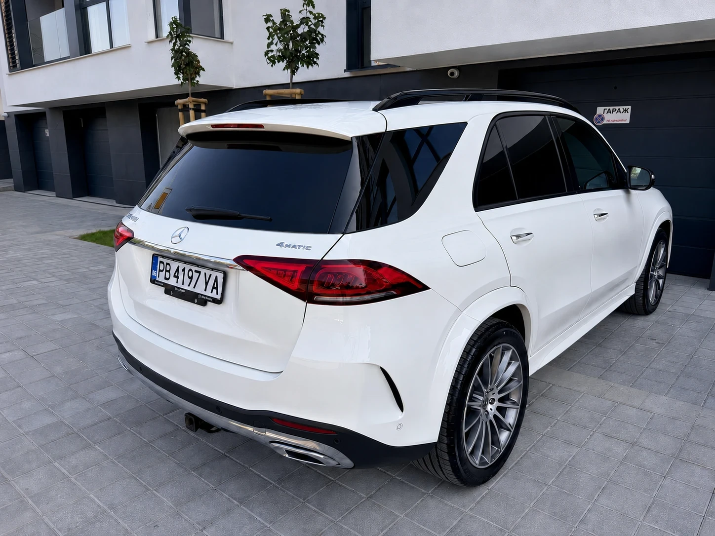 Mercedes-Benz GLE 450 AMG 4MATIC, снимка 6 - Автомобили и джипове - 55905436