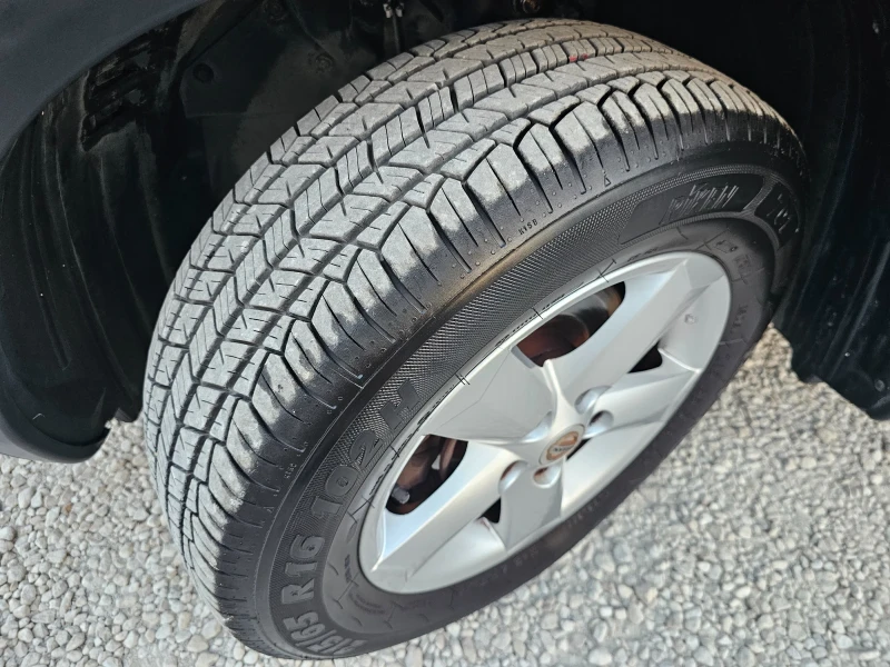 Nissan Qashqai 1.6i, 114к.с., снимка 13 - Автомобили и джипове - 51684868