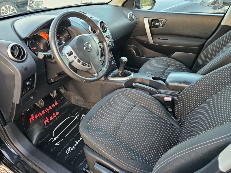 Nissan Qashqai 1.6i, 114к.с., снимка 8 - Автомобили и джипове - 51684868