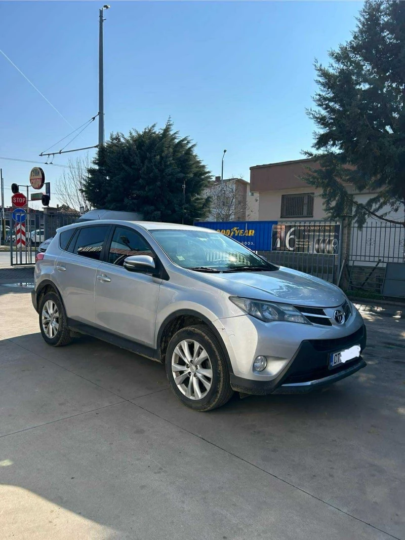 Toyota Rav4, снимка 9 - Автомобили и джипове - 52571314