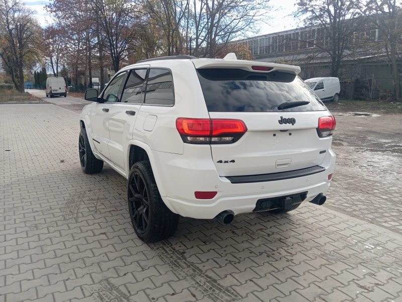 Jeep Grand cherokee 5.7 overland , снимка 8 - Автомобили и джипове - 52776064