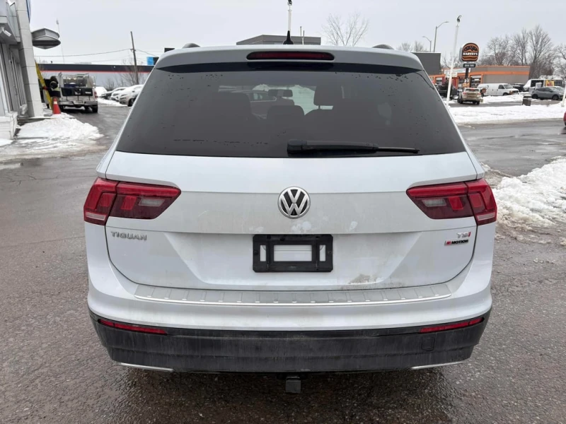 VW Tiguan * Trendline * CARFAX * ЦЕНА ДО БГ, снимка 3 - Автомобили и джипове - 53020483