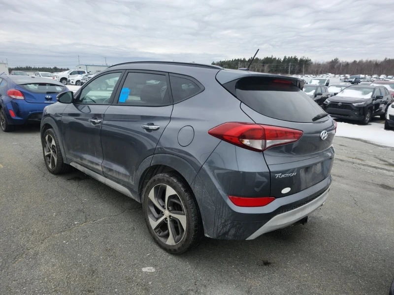 Hyundai Tucson * SE * CARFAX * ЦЕНА ДО БГ, снимка 4 - Автомобили и джипове - 53043128