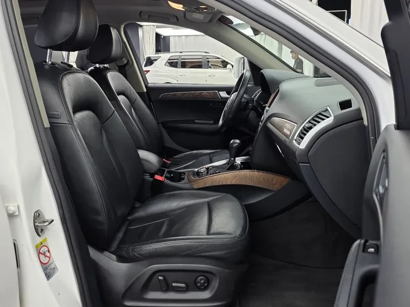 Audi Q5 3.0 TDI Quattro, снимка 11 - Автомобили и джипове - 55130850