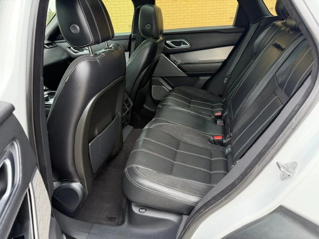 Land Rover Range Rover Velar R-Dynamic S* CARFAX* АВТО КРЕДИТ* , снимка 10 - Автомобили и джипове - 55188889