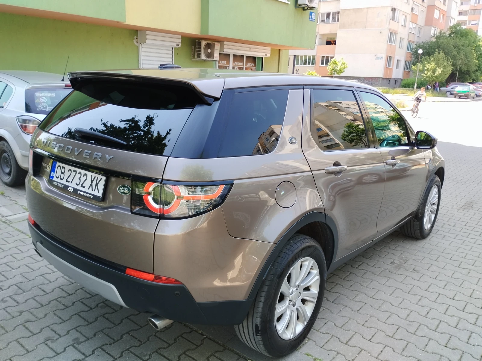 Land Rover Discovery 2.2 Sport HSE SD4 190к.с EURO 5B - изображение 6