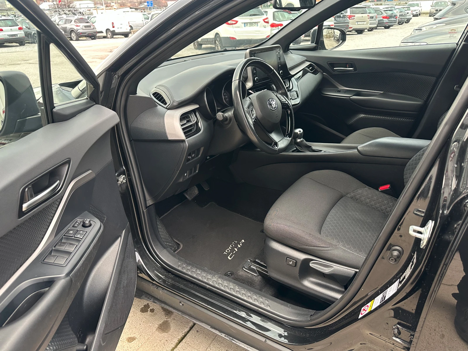 Toyota C-HR HYBRID - FULL LED | Mobile.bg   9