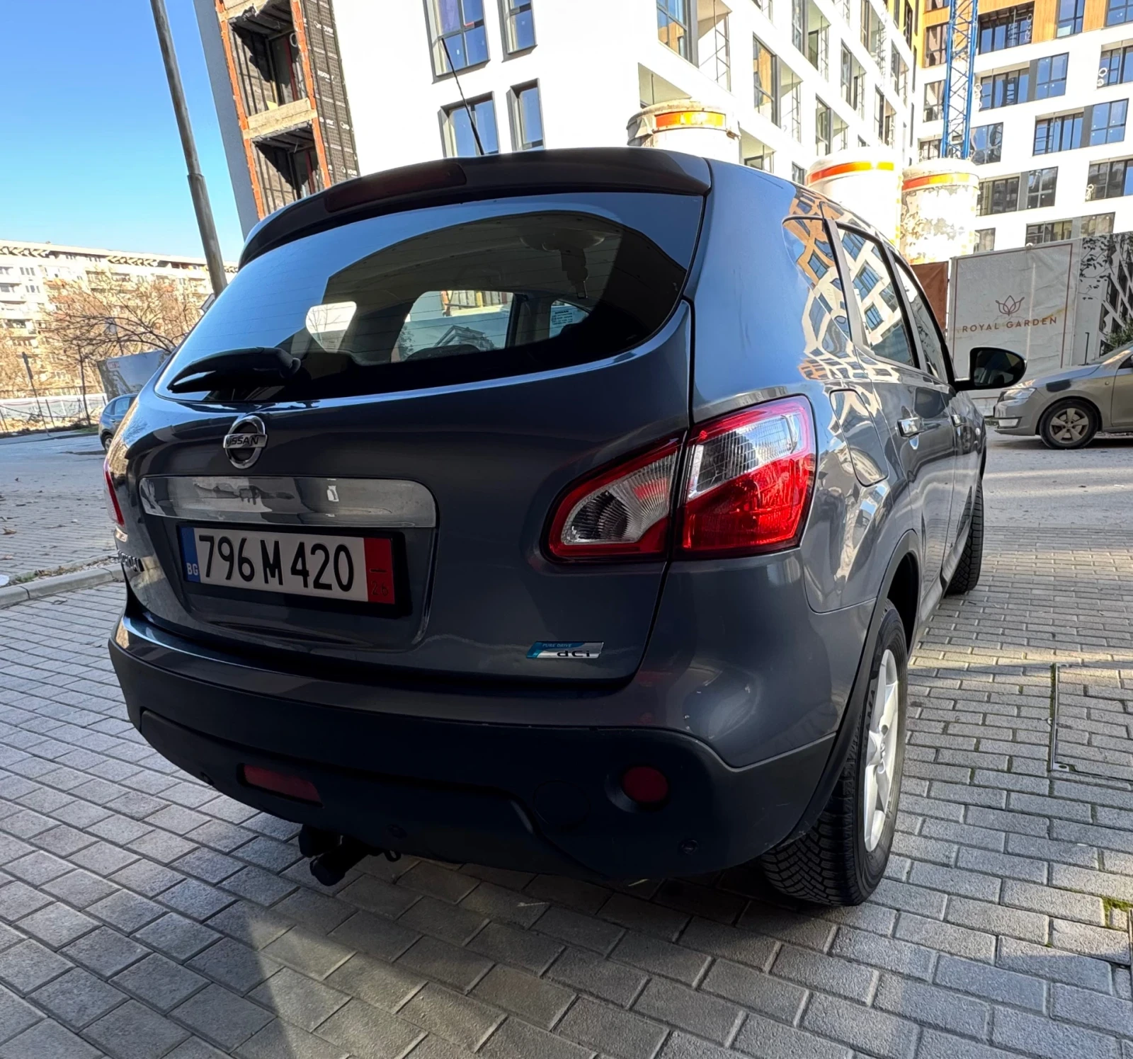 Nissan Qashqai 1.5DCI, снимка 4 - Автомобили и джипове - 54640448