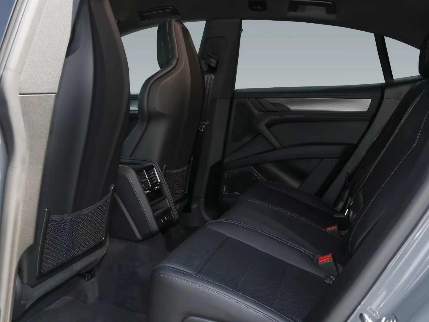 Porsche Cayenne ELECTRIC / COUPE / BOSE / HUD / 360 / PANO / | Mobile.bg � ����������� 17